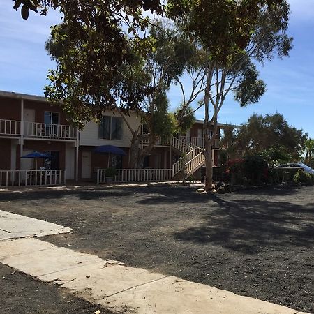 Old Mill Hotel San Quintin エクステリア 写真