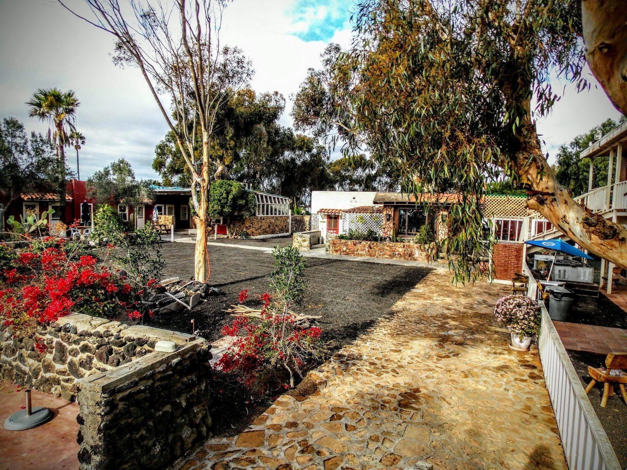 Old Mill Hotel San Quintin エクステリア 写真