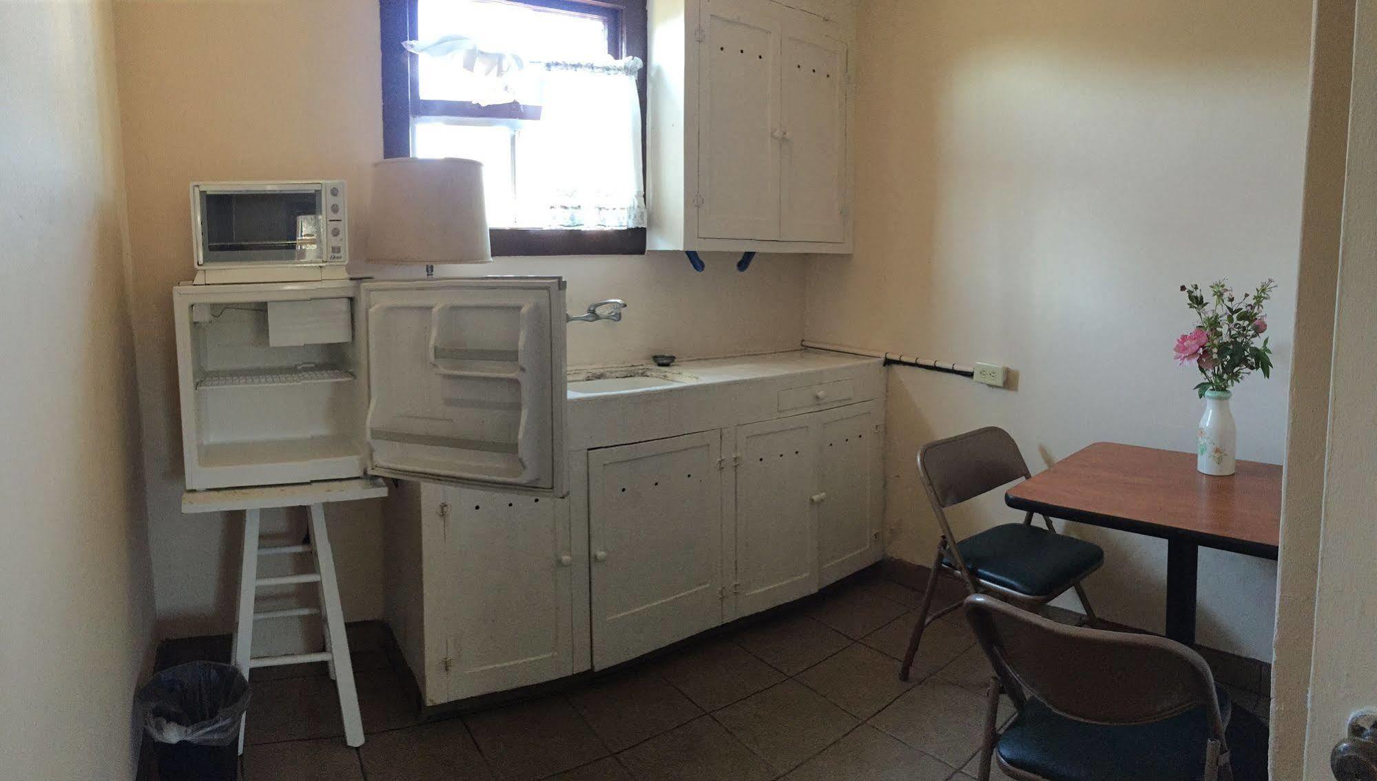 Old Mill Hotel San Quintin エクステリア 写真