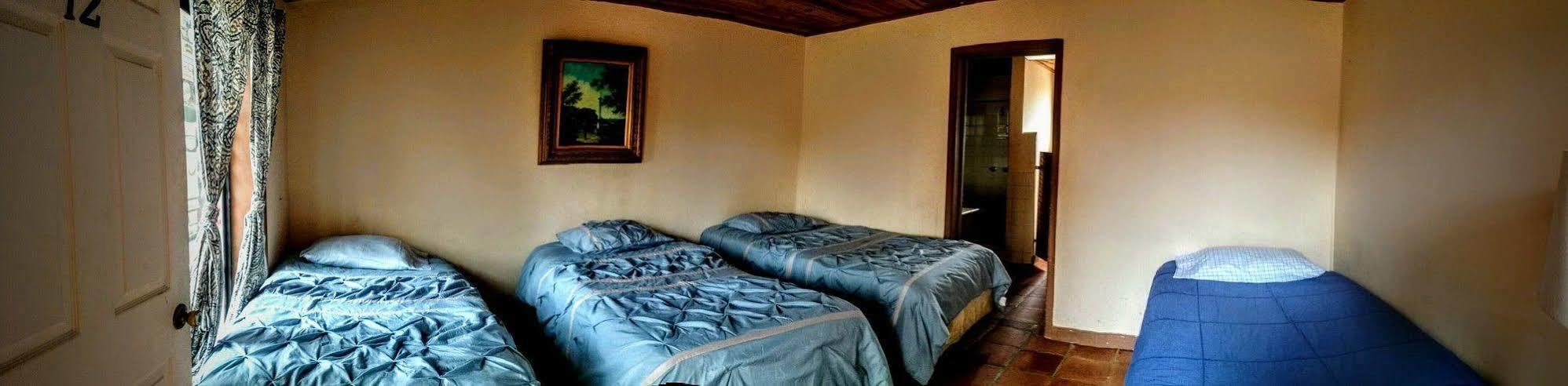 Old Mill Hotel San Quintin エクステリア 写真