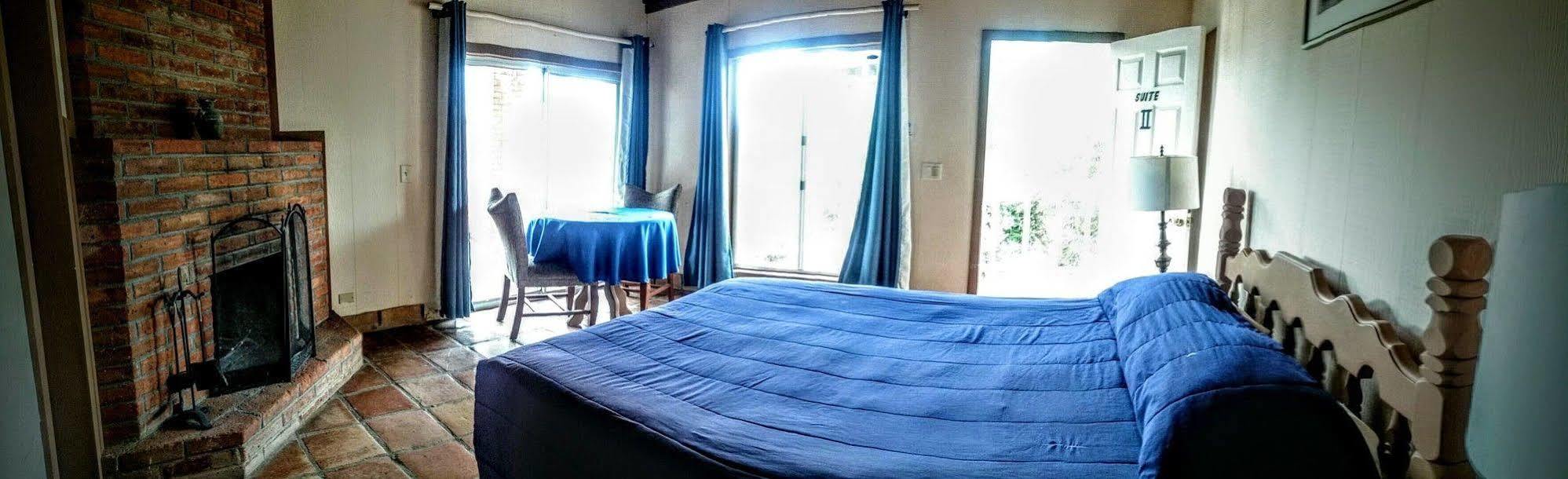 Old Mill Hotel San Quintin エクステリア 写真